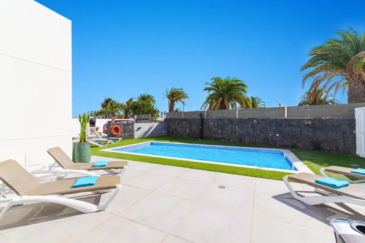Villa Wave 2 By Villa Plus Playa Blanca